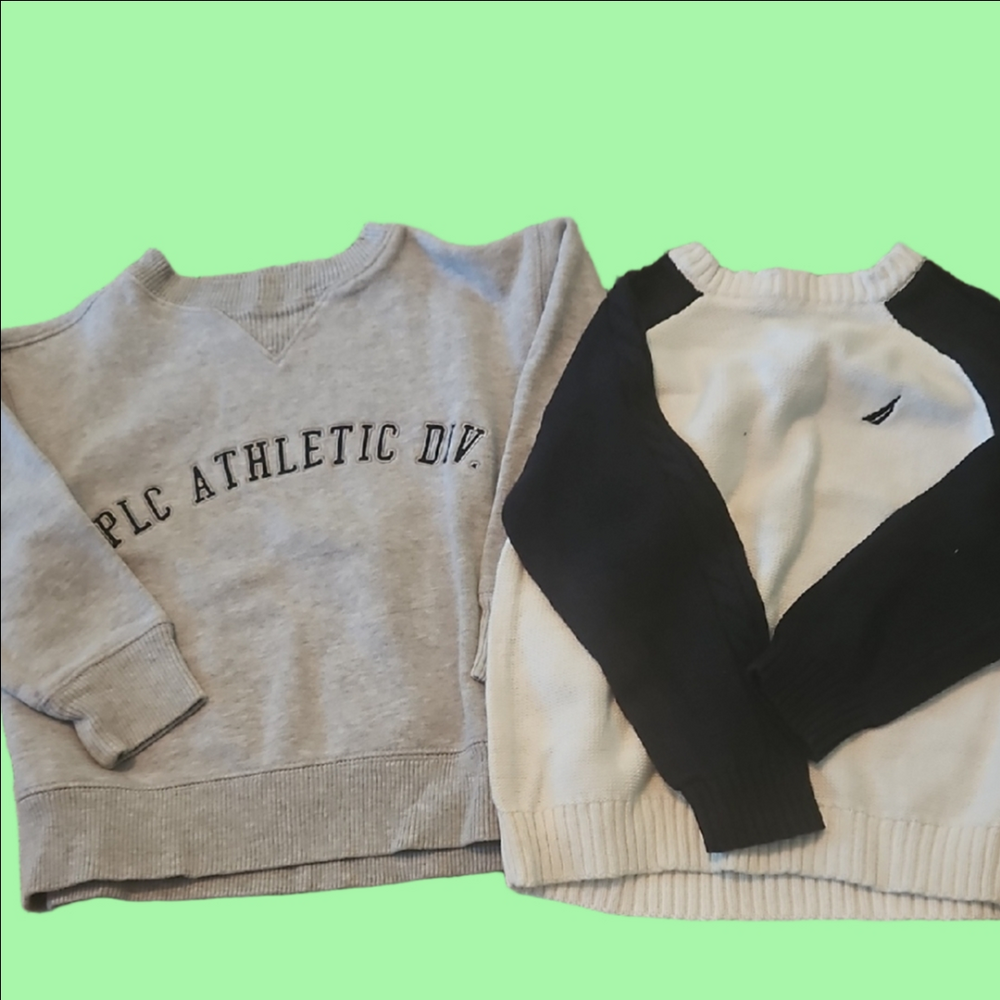 Sweater + Sweatshirt           Sizes 4 + 4T